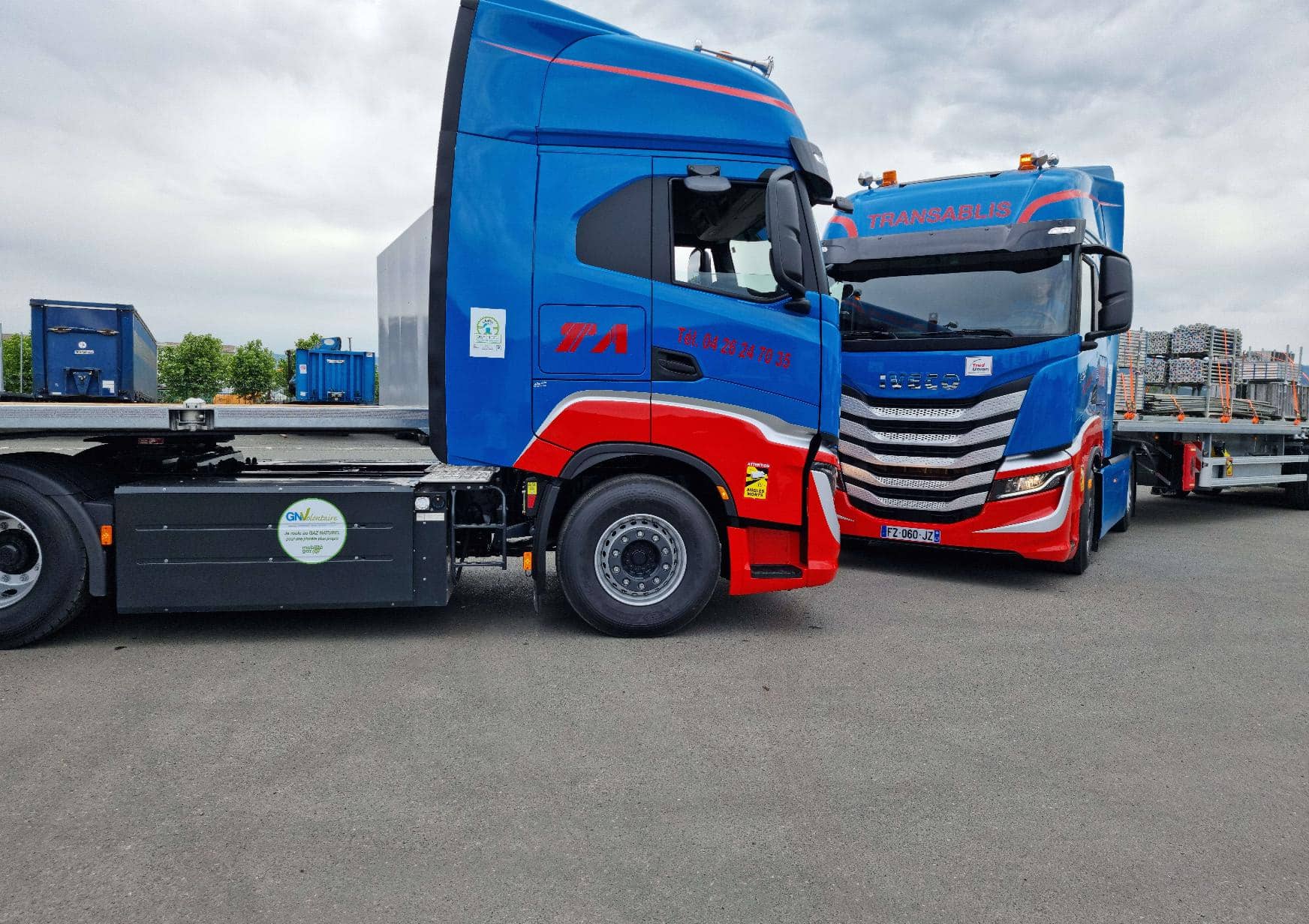 Tracteurs Iveco Transablis, dont un ensemble GNV